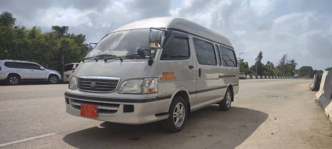 Airport Transfer – Minibus for Up to 8 People gallery